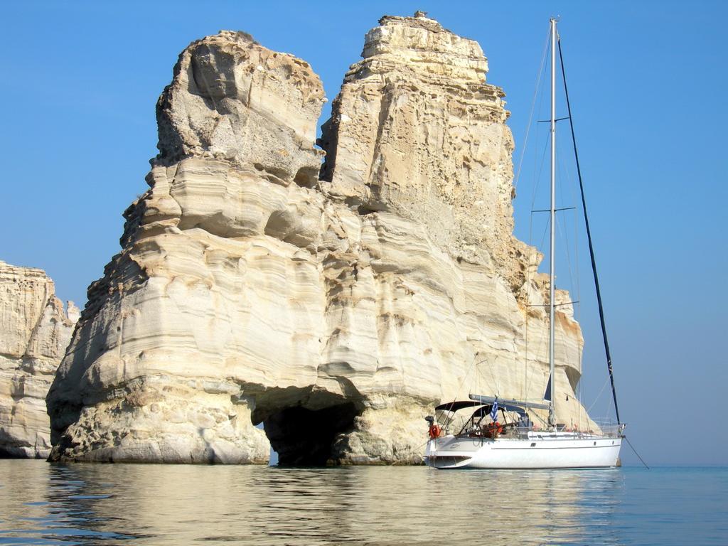 Hotel Eleni Адамас Экстерьер фото